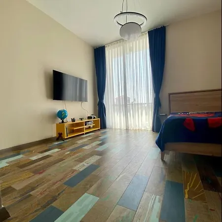 Emerald Yenibogazici * Yenibosazici